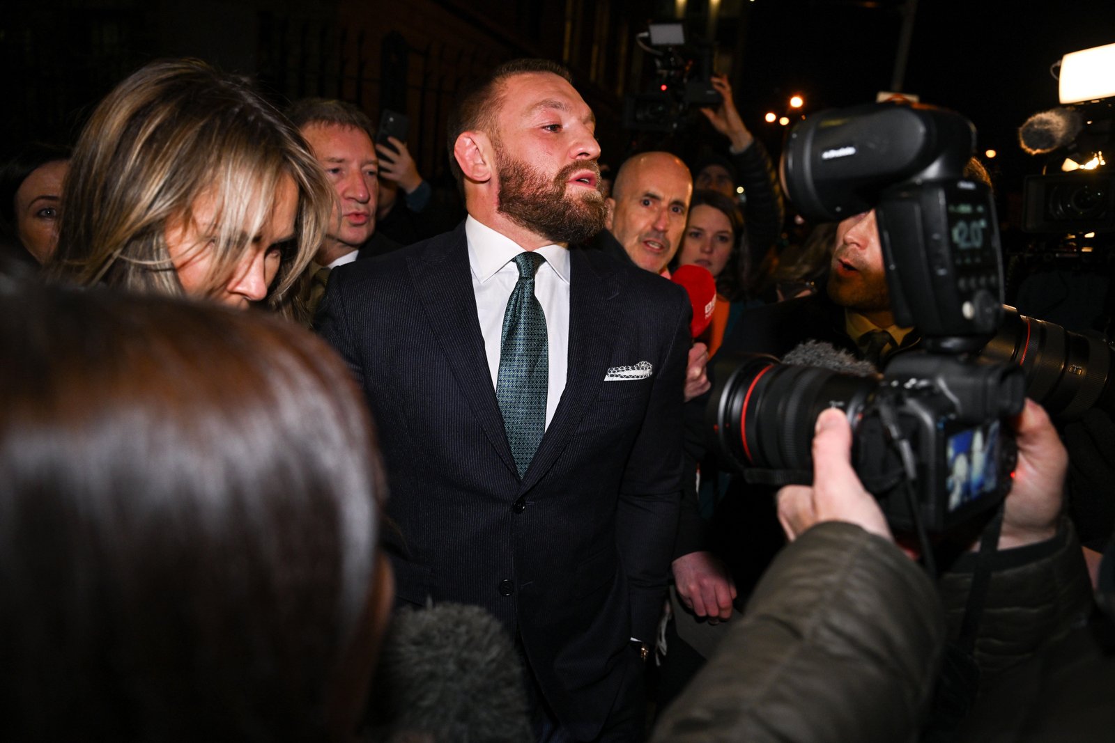 'Sou um homem inocente': Conor McGregor responde às críticas sobre seu retorno ao UFC após processo civil por agressão sexual — Academia de Jiu-Jitsu, Brazilian Jiu-Jitsu Academy