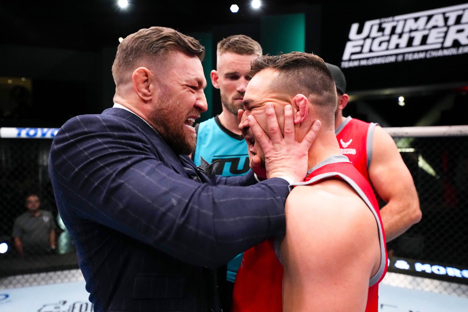 Robert Whittaker critica equipe de comentaristas do UFC 329 por chamá-lo de gordo: 'Eu realmente parecia tão fora de forma?' — Academia de Jiu-Jitsu, Brazilian Jiu-Jitsu Academy