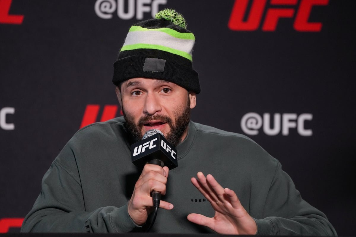 Ex-campeão BMF do UFC vê disparidade em McGregor vs Holloway: “Ferrari vs Civic” — Academia de Jiu-Jitsu, Brazilian Jiu-Jitsu Academy