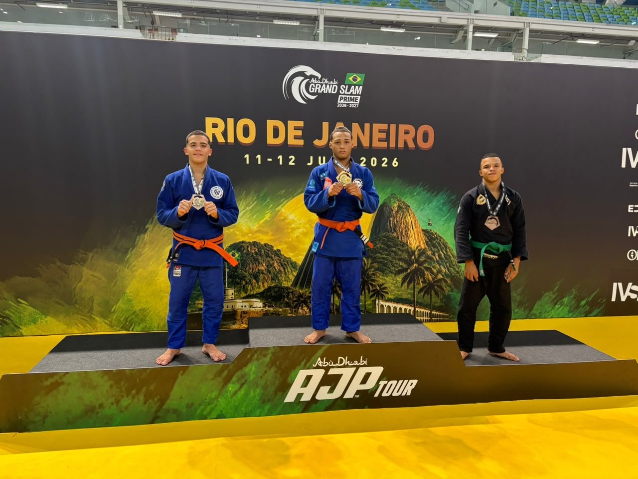 Jovens talentos brilham no primeiro dia do Abu Dhabi Grand Slam de Jiu-Jitsu no Rio — Academia de Jiu-Jitsu, Brazilian Jiu-Jitsu Academy
