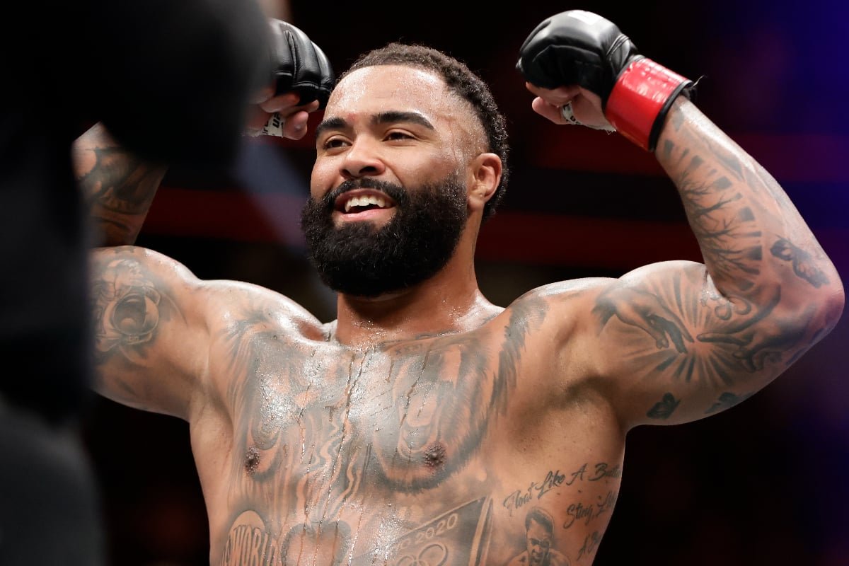 Estreia de gala! Campeão olímpico, pupilo de Jon Jones brilha com nocaute no UFC 329 — Academia de Jiu-Jitsu, Brazilian Jiu-Jitsu Academy