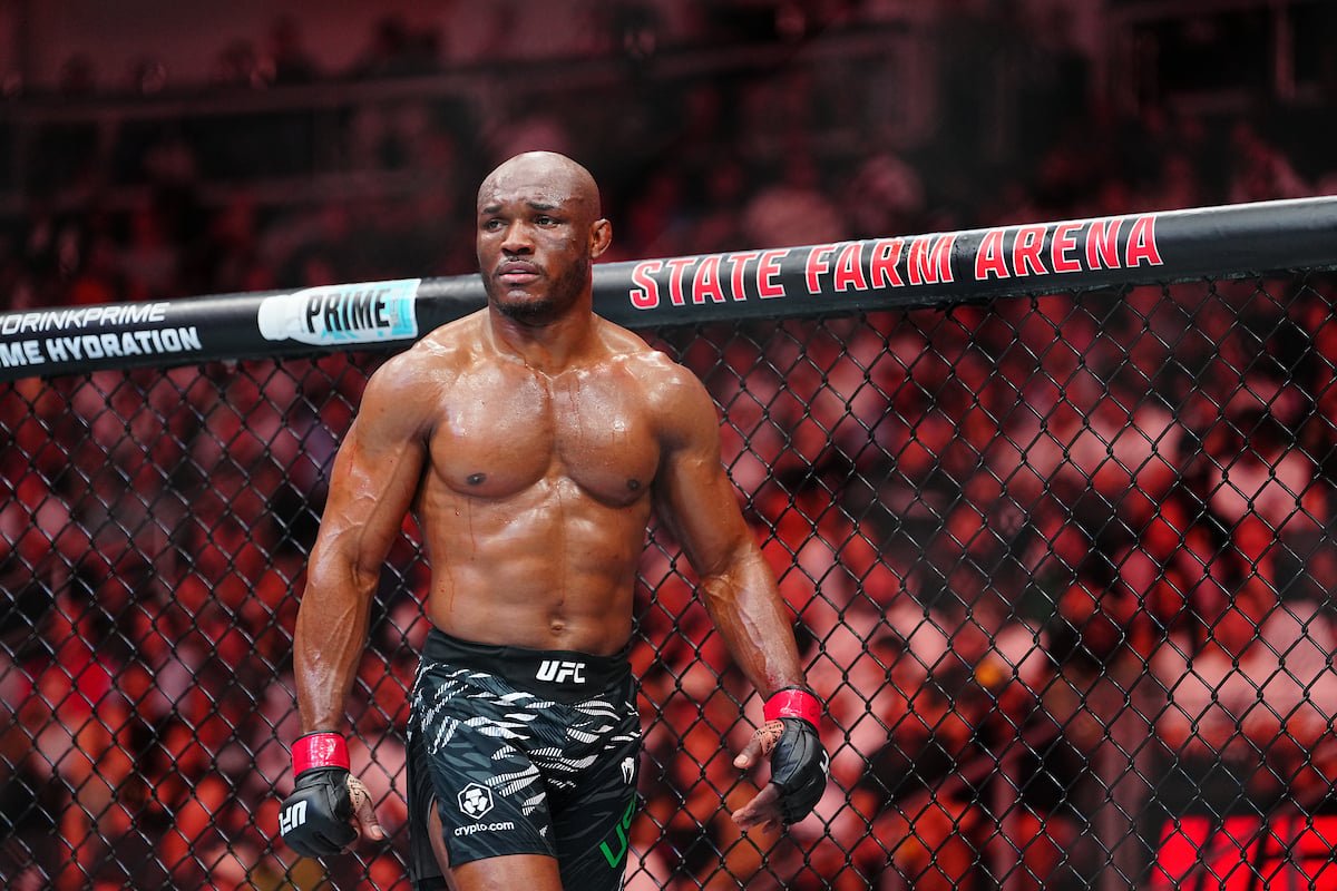 Polêmica! Kamaru Usman estreia em novo ranking de IA do UFC após derrota — Academia de Jiu-Jitsu, Brazilian Jiu-Jitsu Academy